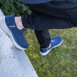 Технологія Slip-ins від Skechers: що це таке?